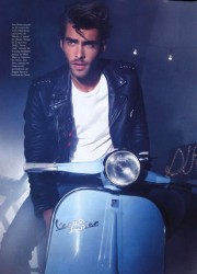 Jon Kortajarena in Elle Spain_02