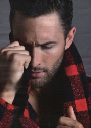 Noah Mills in Esquire_11
