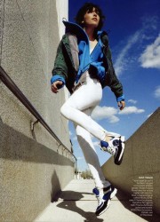 Arizona Muse in Vogue US_02