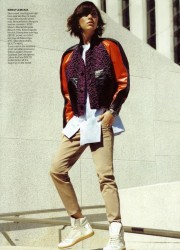 Arizona Muse in Vogue US_03