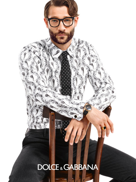 john-halls-dolce-and-gabbana-fw-2015-eyewear-campaign